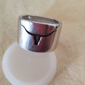 Retired longhorn ribg